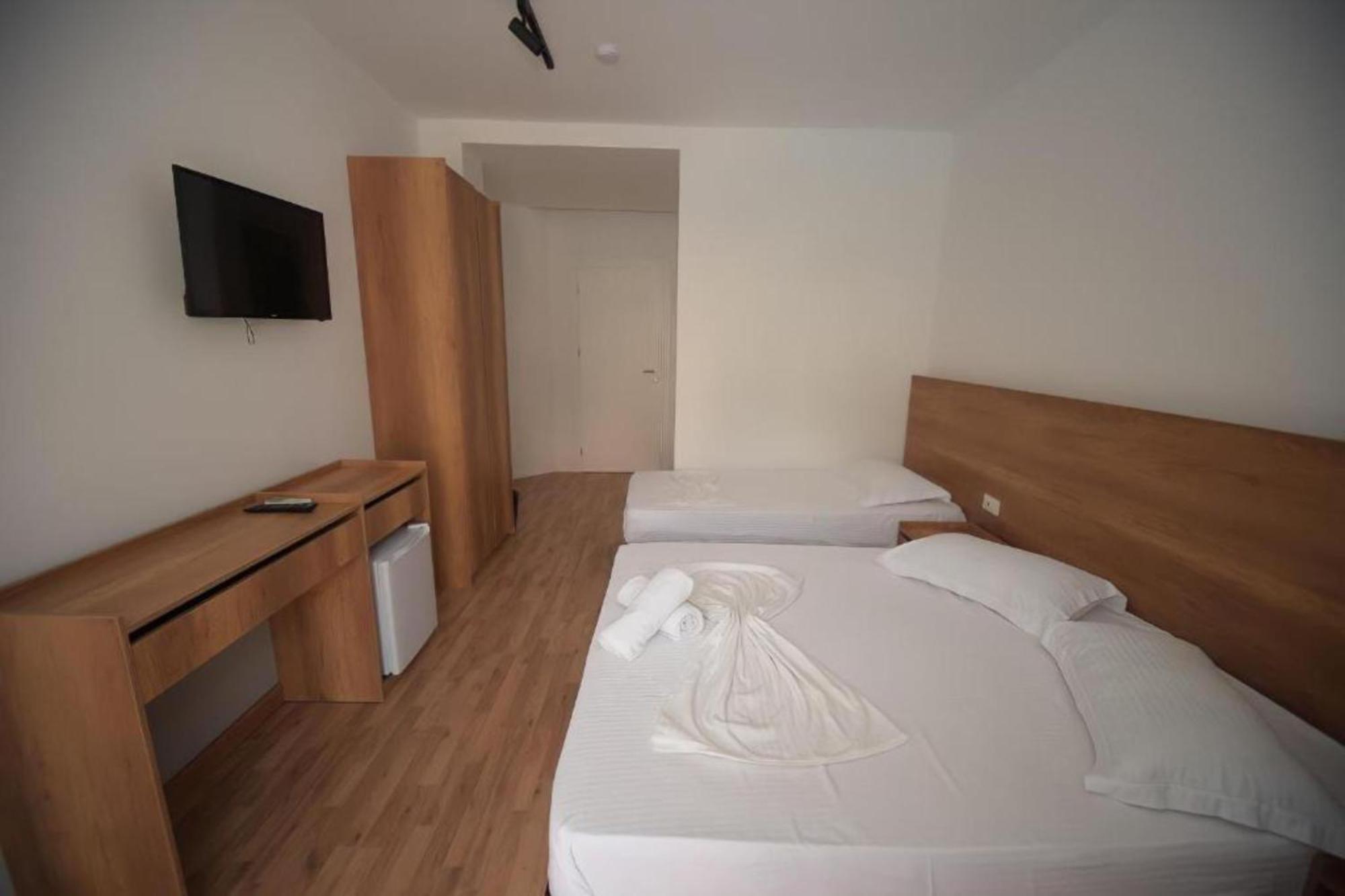 Hotell Besani Durrës